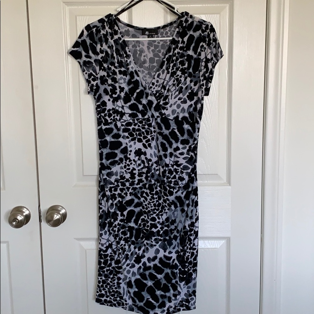 Very Flattering Dress!